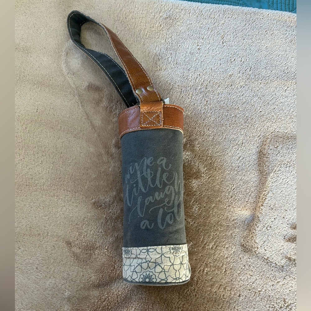 Myra Wine bag!
